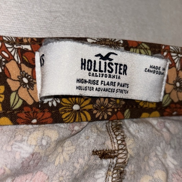 Hollister women’s brown and yellow mushroom 70’s bellbottom pants  size xs - Picture 3 of 8
